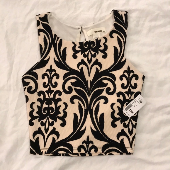 Sans Souci Tops - Crop top